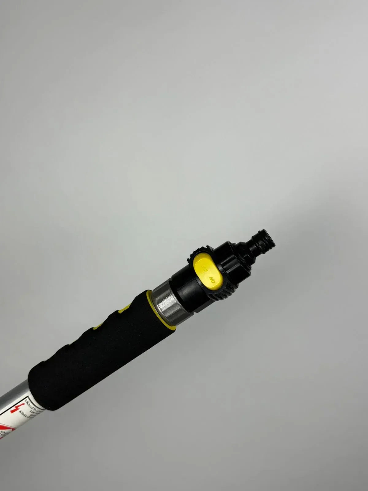 5ft Handheld Telescopic Solar & Window Cleaner – Compact Efficiency